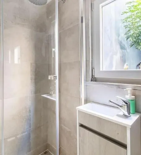 16 Rc - Patio Lisboa